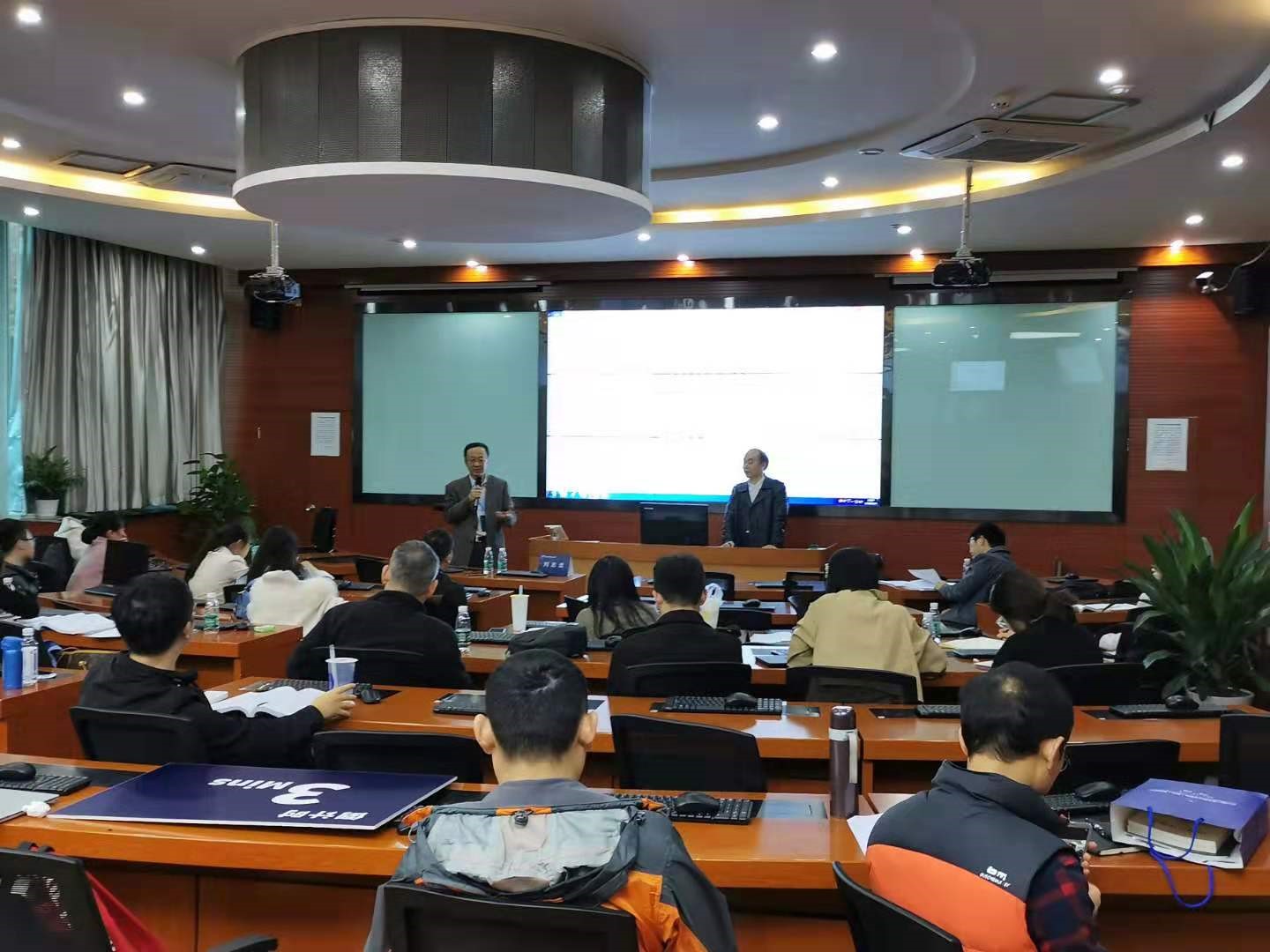  深圳希施玛数据科技有限公司